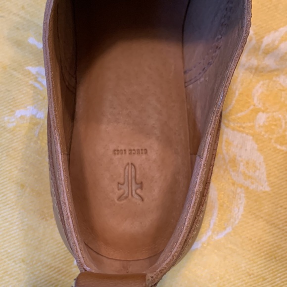 Frye Leather Oxfords woman size 9B-update - Picture 4 of 10